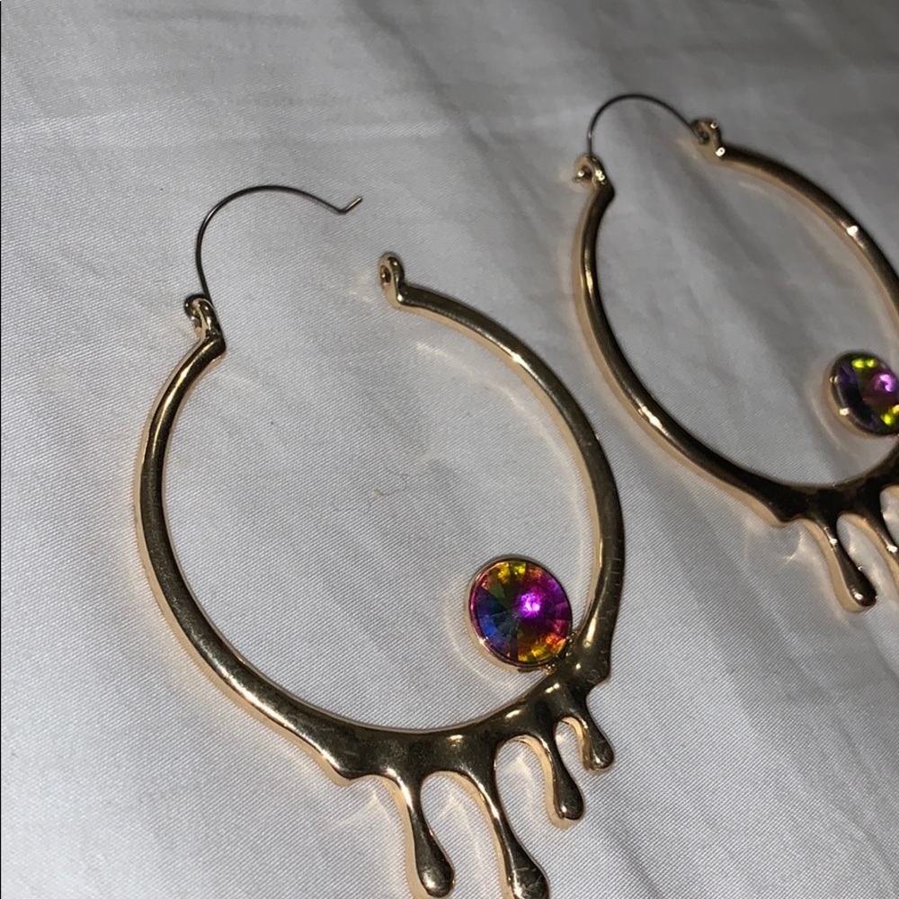 Artistic earrings
